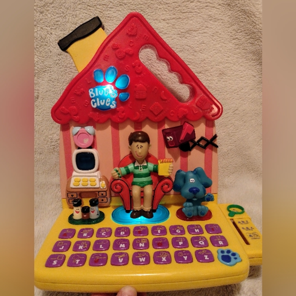 Vintage Blues Clues Steve ABC Learning house Keyboard Talks Lights Sounds Works